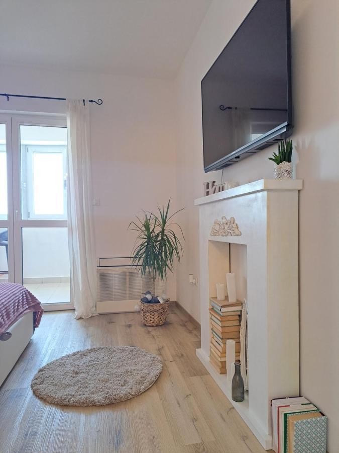 Apartman Karmen Vodice Esterno foto